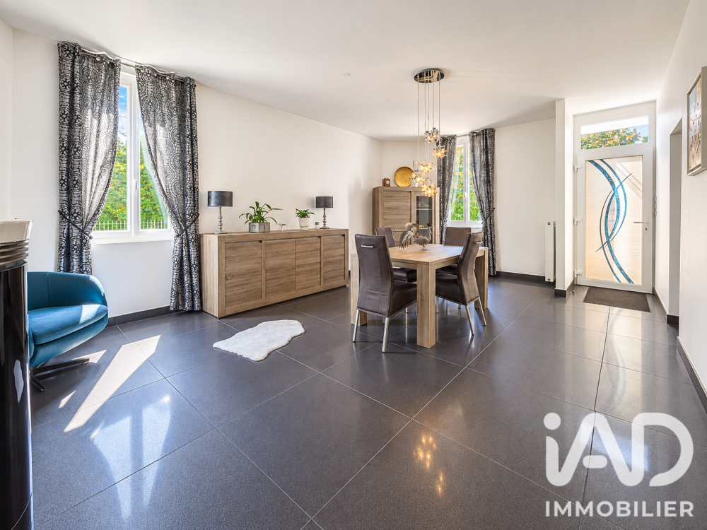 Vente Maison Vente Demeure 5 pièces Saint-seurin-sur-l'isle