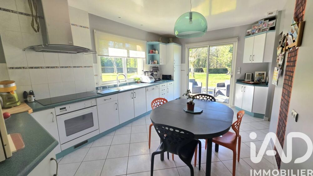 Vente Maison Vente Maison traditionnelle 9 pièces Saint-guyomard