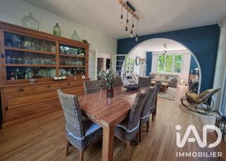  Maison à vendre 10 pièces 245 m²