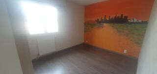 Appartement à louer 3 pièces 75 m²