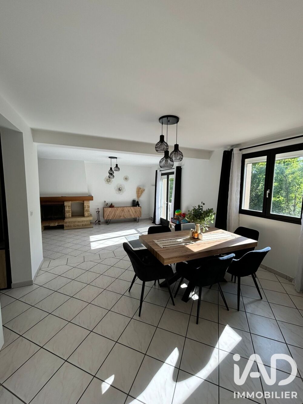 Vente Maison Vente Maison/villa 6 pièces Saâcy-sur-marne