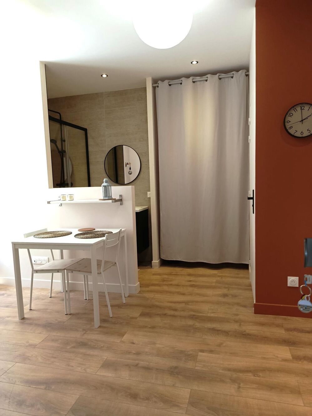 Studio meublé 26 place de la liberté ST CHAMOND