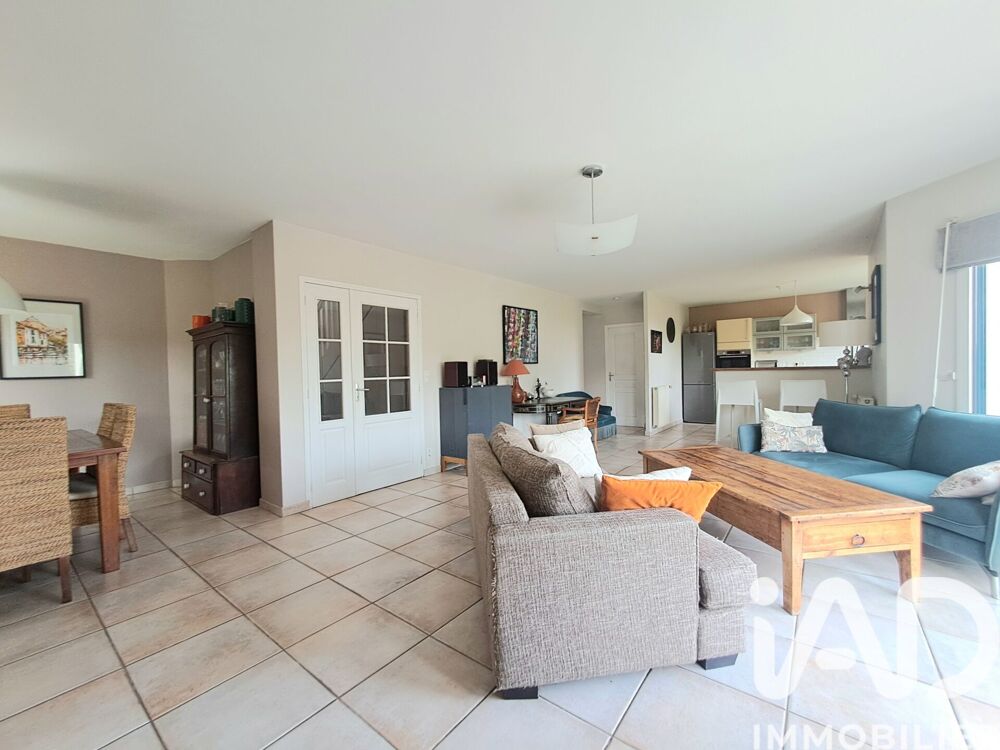 Vente Maison Vente Maison d'architecte 6 pièces Montfort-sur-meu