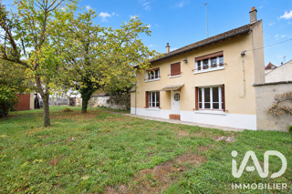 Vente Maison Vente Maison traditionnelle 3 pièces Crécy-la-chapelle