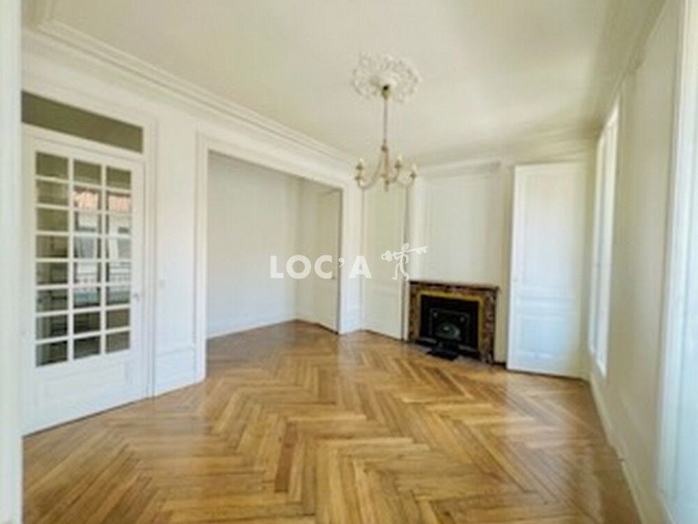 1290€ CC / Mois A SAISIR!! f3 composé d'une entrée, séjo....