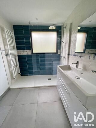  Maison à louer 6 pièces 165 m²