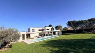  Maison � vendre 8 pi�ces 330 m�