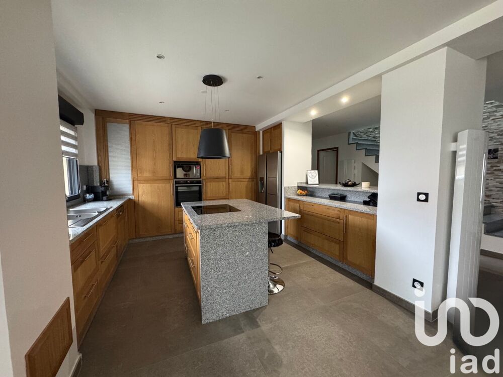 Vente Maison Vente Maison/villa 12 pièces La trétoire