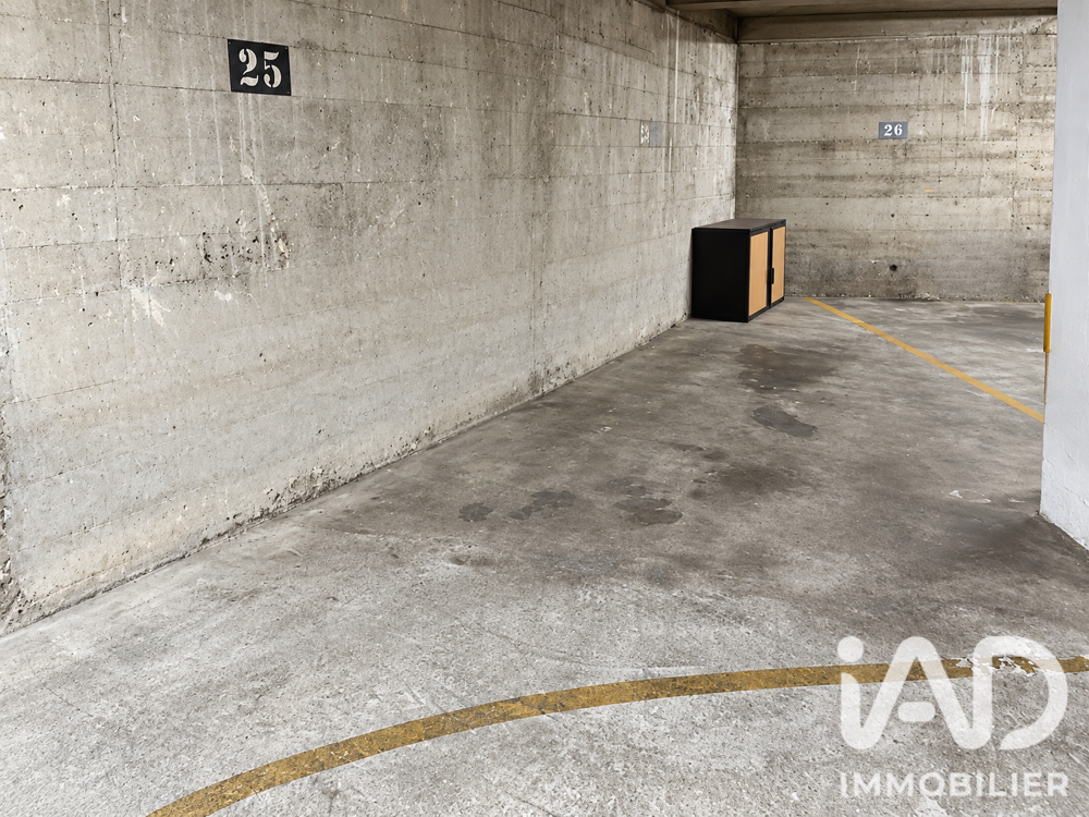 Vente Parking/Garage Vente Parking 12 m&sup2; Paris 15