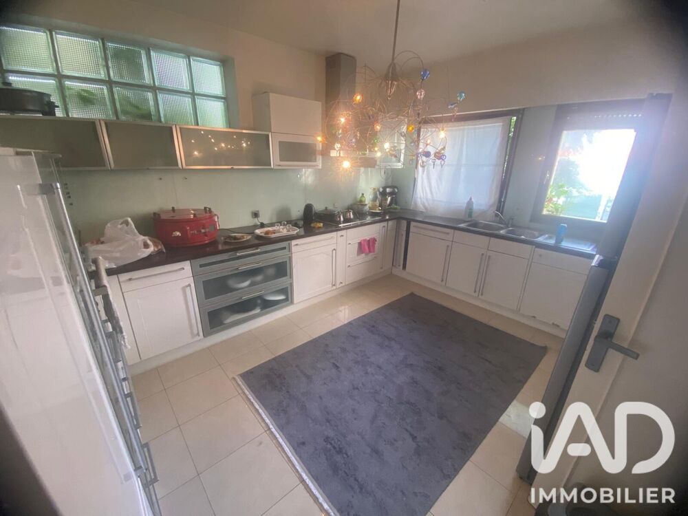 vente Maison - 7 pièce(s) - 179 m² Bondy (93140)