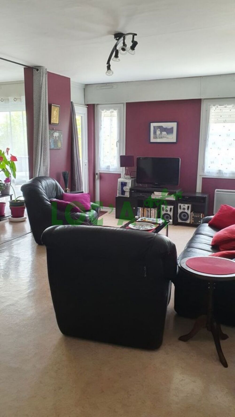 Apartment in Chevigny-Saint-Sauveur, Côte-d'Or - Vue 4