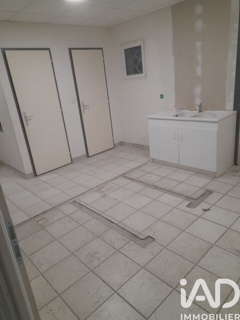 Vente Immeuble Vente Immeuble 131 m&sup2; Mours-saint-eusèbe