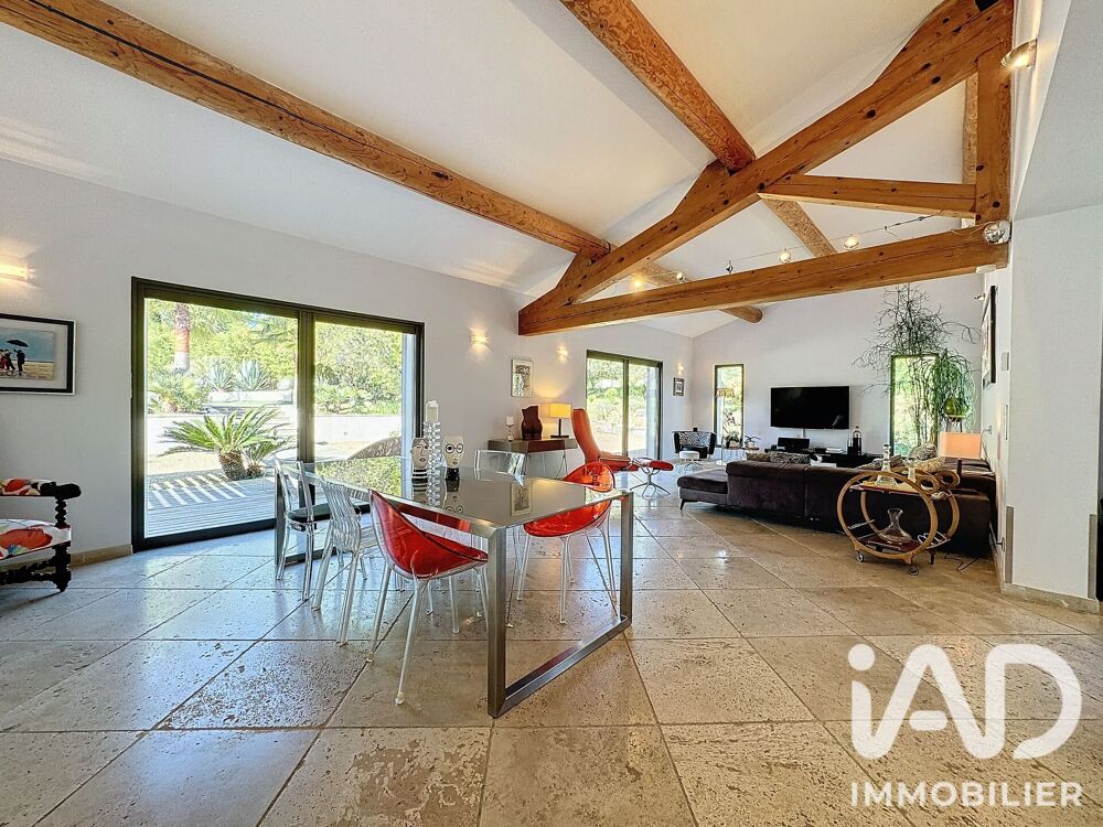 à vendre  Maison Grimaud (83310)