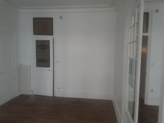 Appartement à louer 4 pièces 113 m²