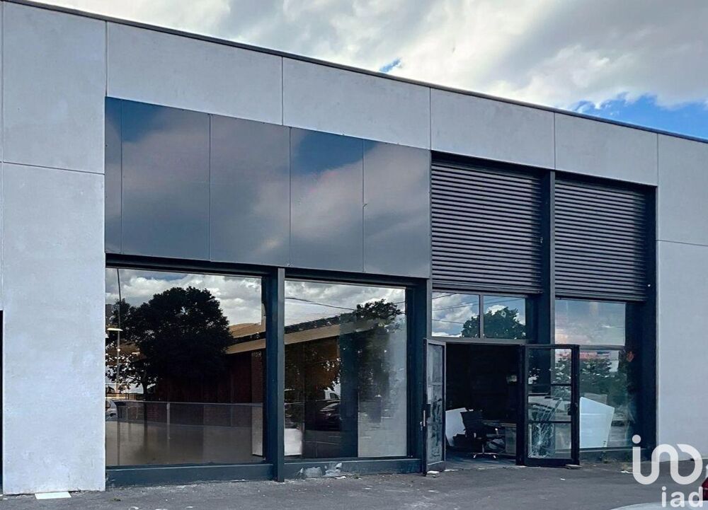   Location Boutique/Local commercial 177 m&sup2; 