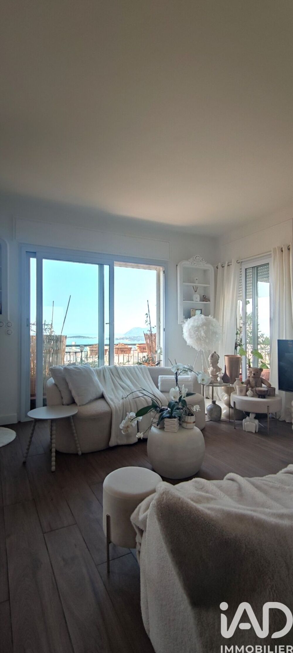 à vendre  Appartement Toulon (83000)