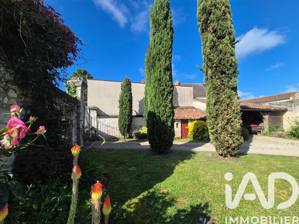 vente Maison - 7 pièce(s) - 220 m² Saint-Genest-d'Ambière (86140)