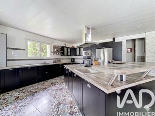  Maison à vendre 10 pièces 347 m²