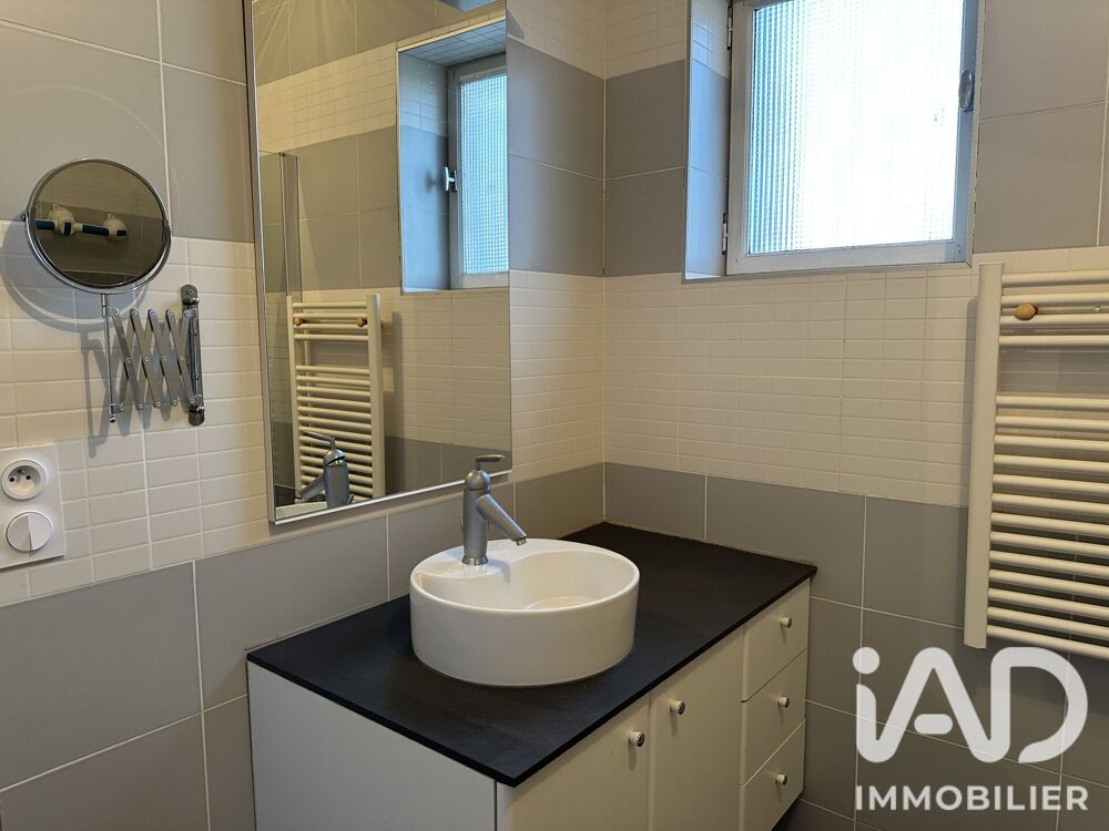 Vente Maison Vente Maison/villa 6 pièces Sainte-gemme-la-plaine