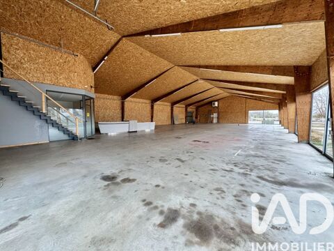   Vente Boutique/Local commercial 1 200 m&sup2; 