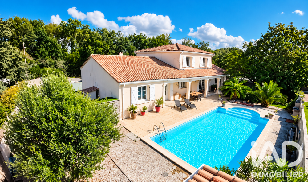 Vente Maison Vente Maison/villa 8 pièces Saint-sulpice-de-royan