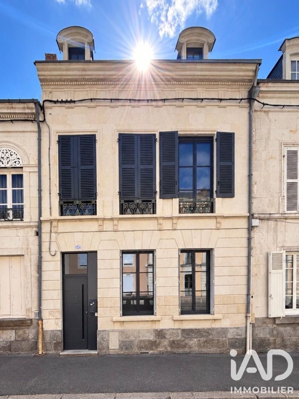 Vente Maison Vente Maison de ville 7 pièces La flèche