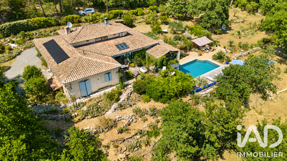 Vente Maison Vente Maison traditionnelle 8 pièces Tourrettes
