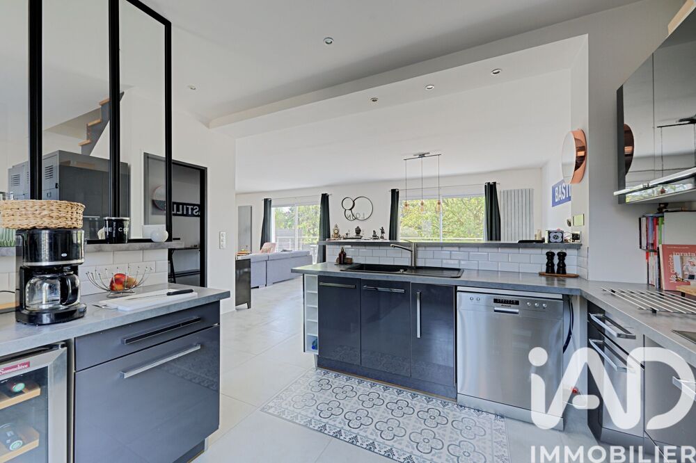 � vendre  Maison Vaires-sur-Marne (77360)