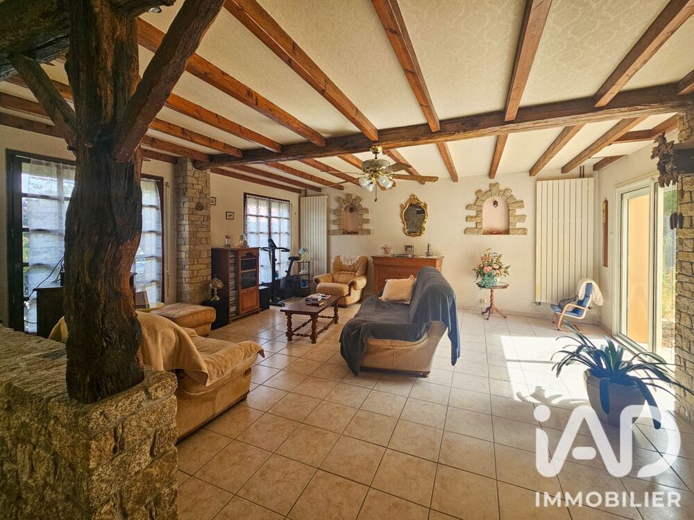 Vente Maison Vente Maison traditionnelle 8 pièces Remouillé