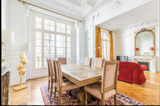 Vente Appartement appartement familial et de réception dans le quartier Villiers Paris 17