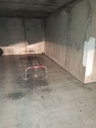  Parking / Garage � louer 12 m�