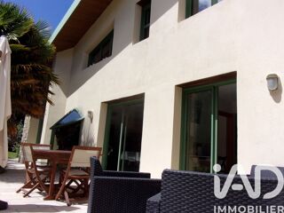  Maison � vendre 9 pi�ces 234 m�