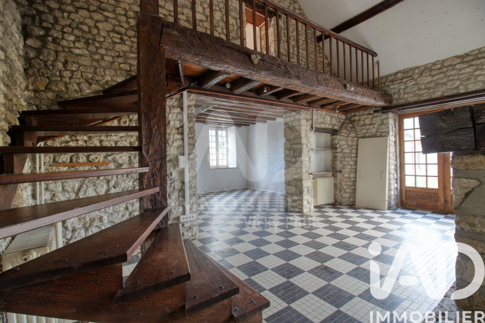 vente Maison - 5 pièce(s) - 127 m² Estouy (45300)