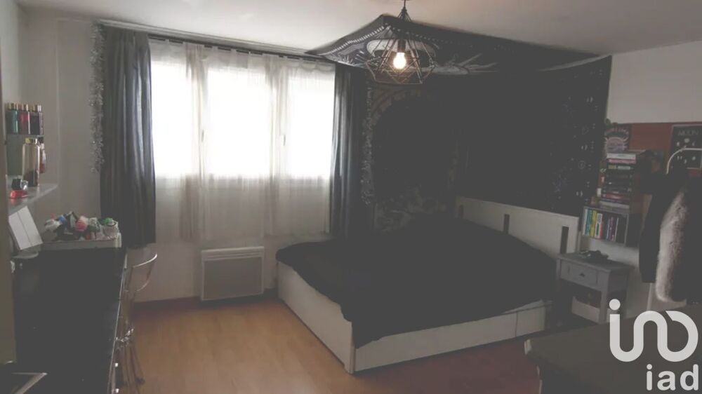 Vente Maison Vente Maison de ville 7 pièces Saint-chéron