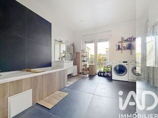 Immeuble à vendre 375 m²
