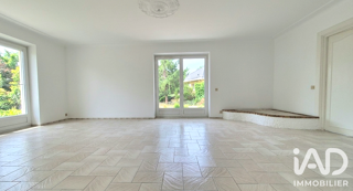  Maison à louer 5 pièces 143 m²