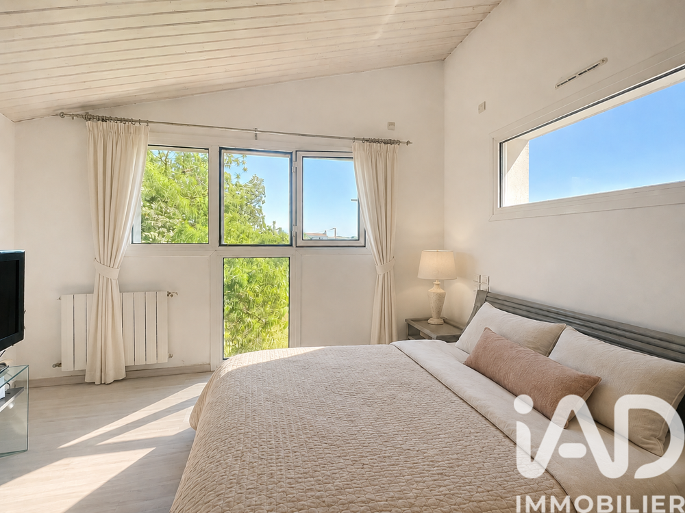 vente Maison - 6 pièce(s) - 155 m² Dompierre-sur-Mer (17139)