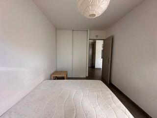  Appartement à louer 2 pièces 42 m²
