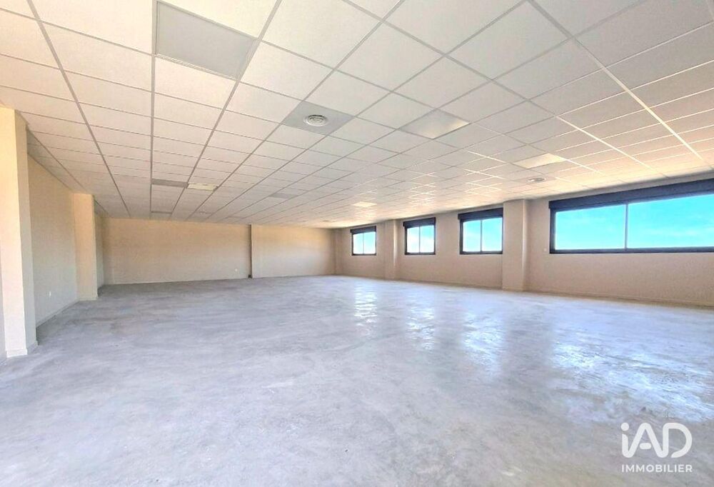   Location Bureaux 150 m&sup2; 