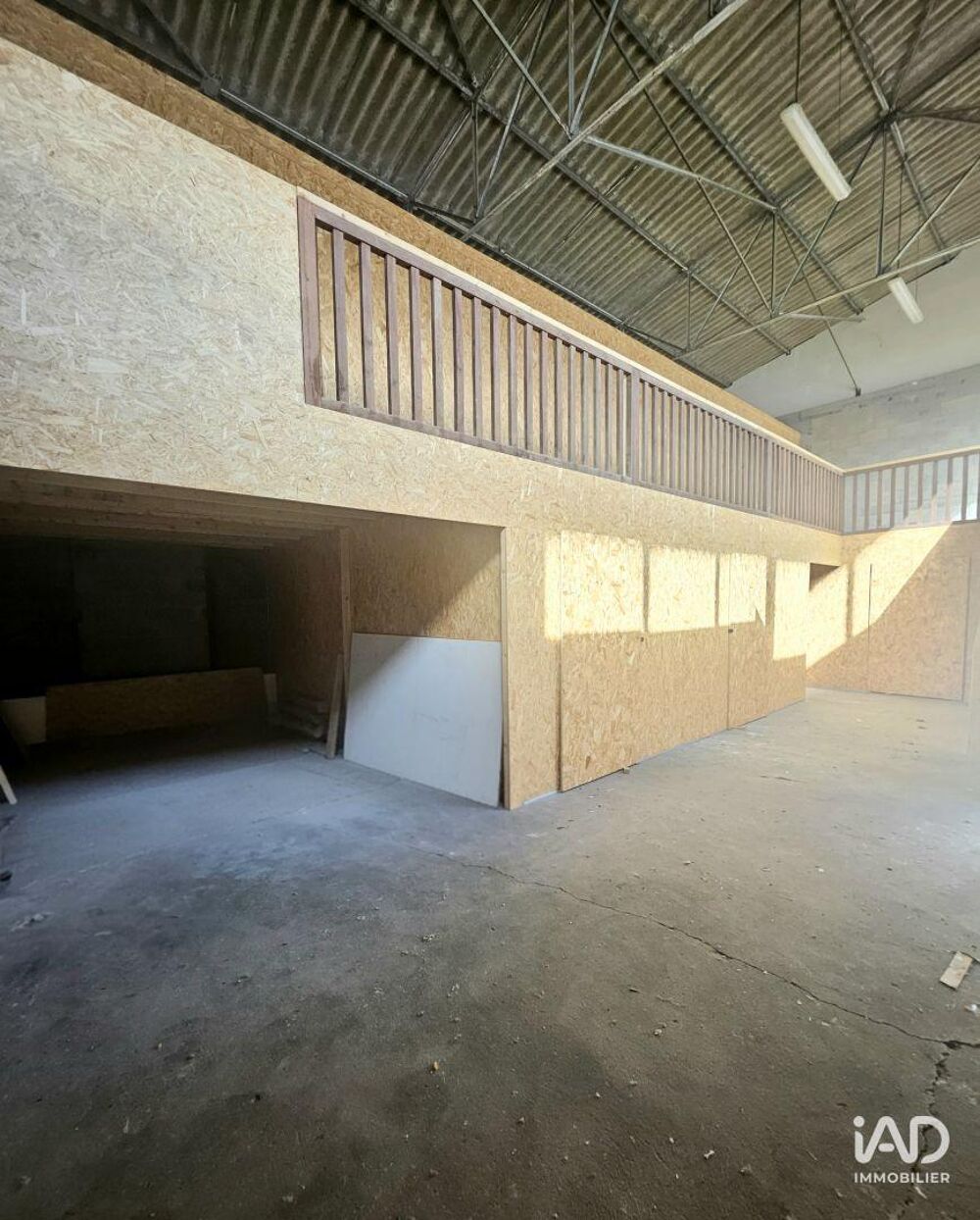   Vente Hangar 190 m&sup2; 