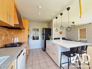 Appartement à louer 4 pièces 12 m²