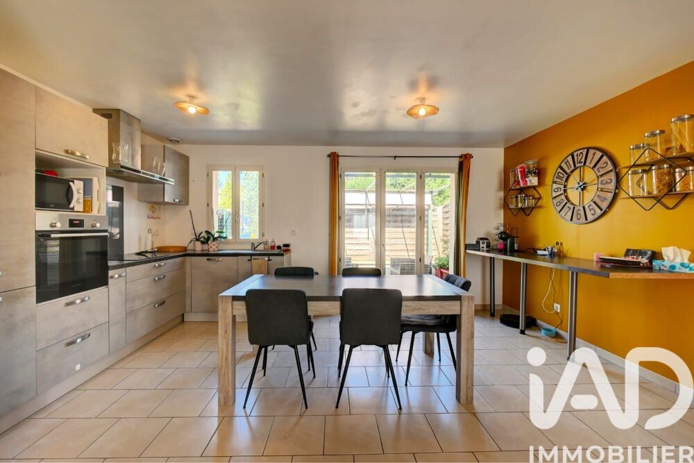 Vente Maison Vente Maison/villa 6 pièces Ferrières-en-gâtinais