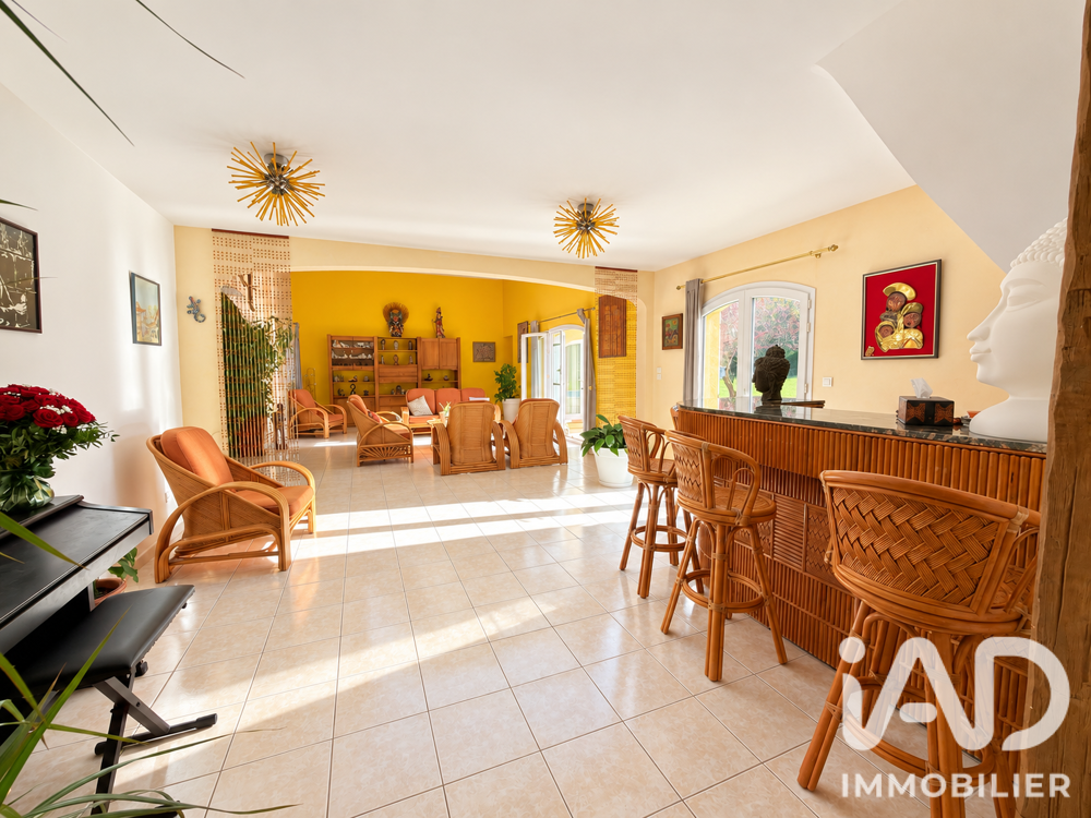 Vente Maison Vente Maison/villa 8 pièces Peyrolles-en-provence