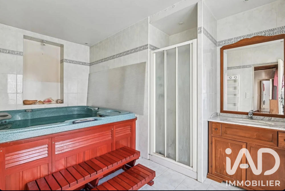 à vendre  Appartement Clichy (92110)