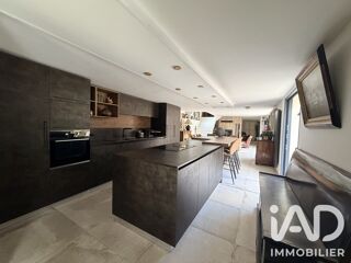  Maison à vendre 8 pièces 220 m²