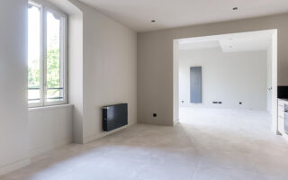  Appartement à louer 4 pièces 115 m²