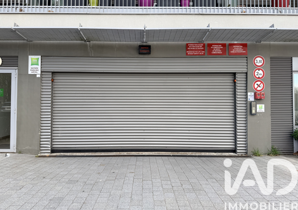 Vente Parking/Garage Vente Parking 12 m&sup2; Guyancourt