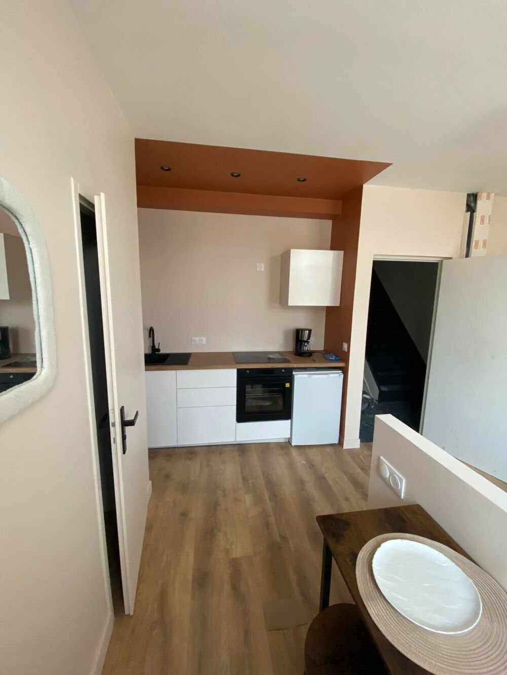 Location Appartement Studio meublé 26 place de la liberté St Chamond Saint-chamond