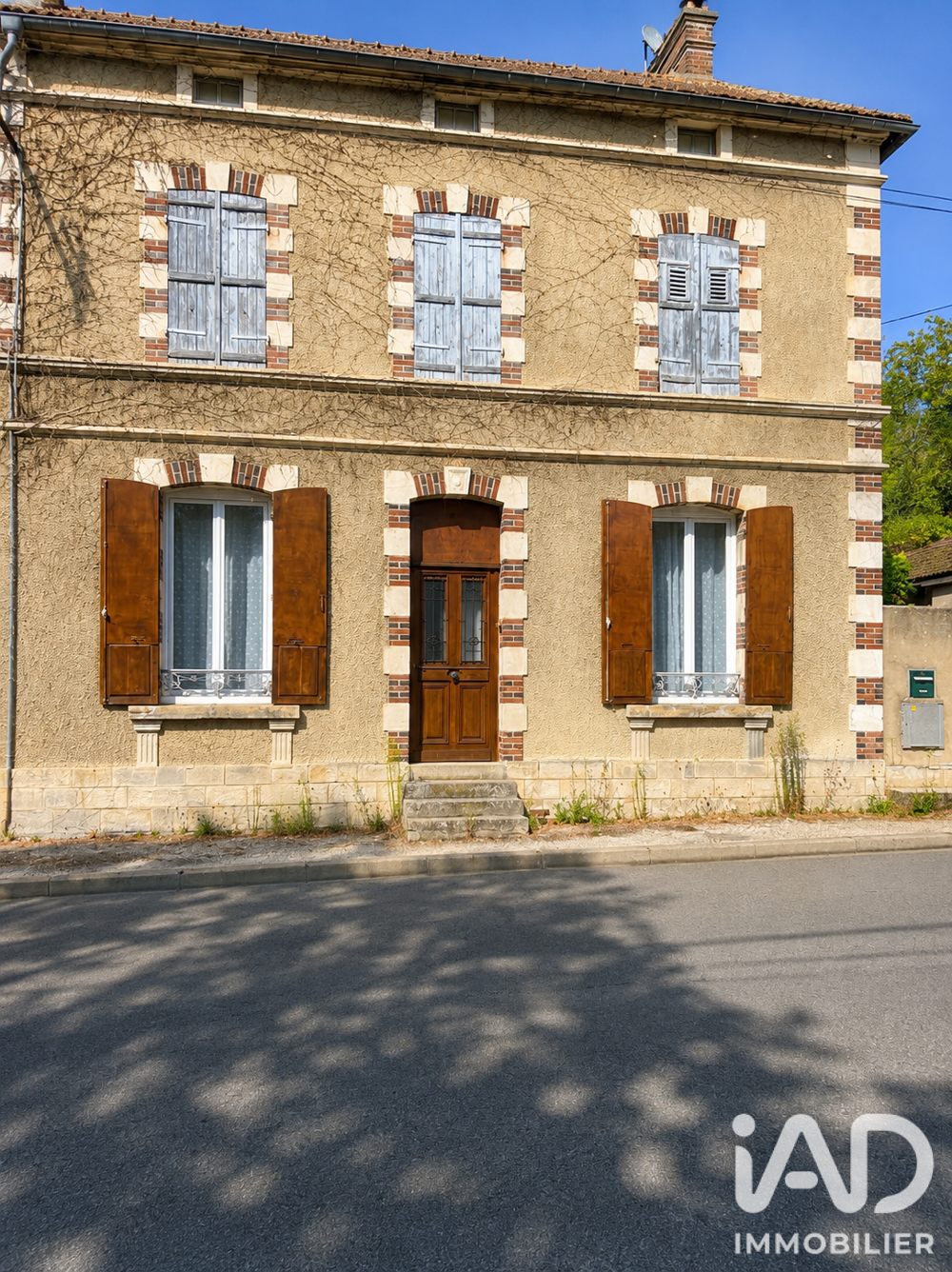 Vente Maison Vente Maison/villa 7 pièces Laroche-saint-cydroine