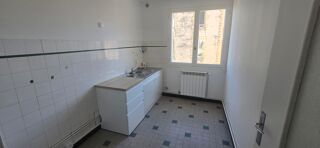  Appartement à louer 3 pièces 63 m²